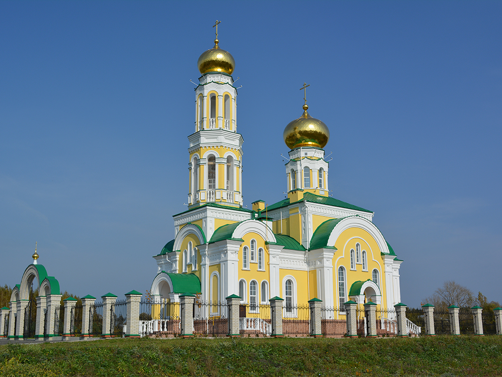 Храм Михаила Архангела,
Орловская обл.,
д. Большое Сотниково